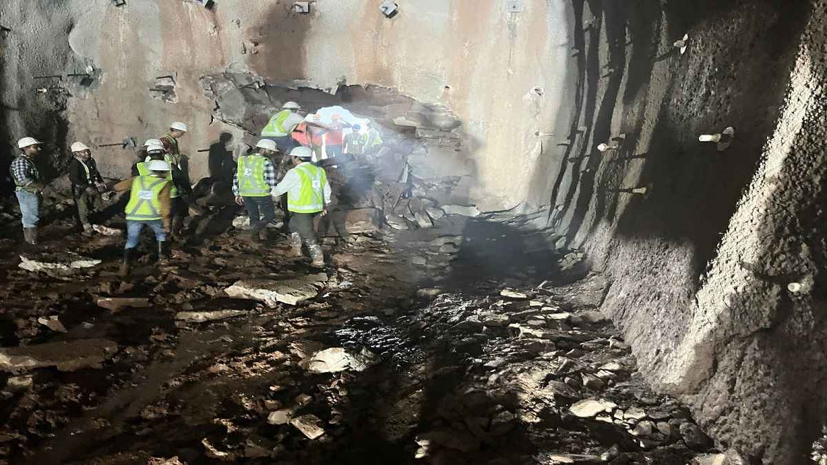 दिल्ली से मुंबई का सफर 12 घंटे में होगा पूरा, कोटा में टनल खुदाई का काम पूरा