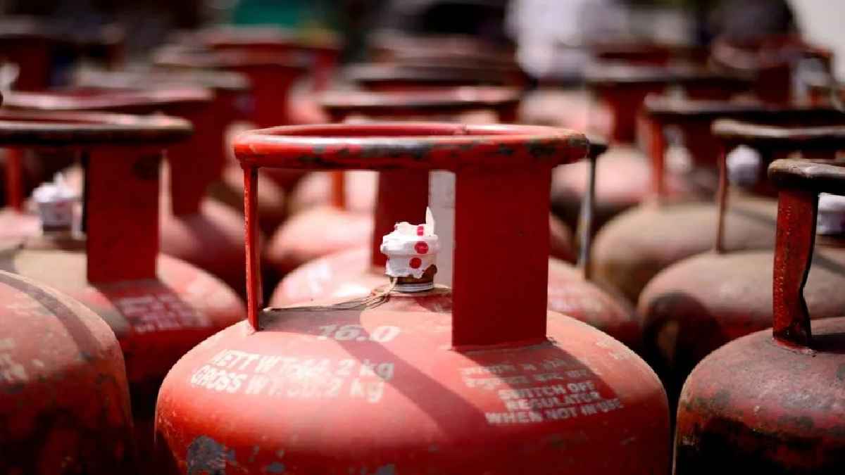 LPG cylinder Rate गिरने के बाद 7 शहरों में क्या भाव? देखें लिस्ट पर एक नजर