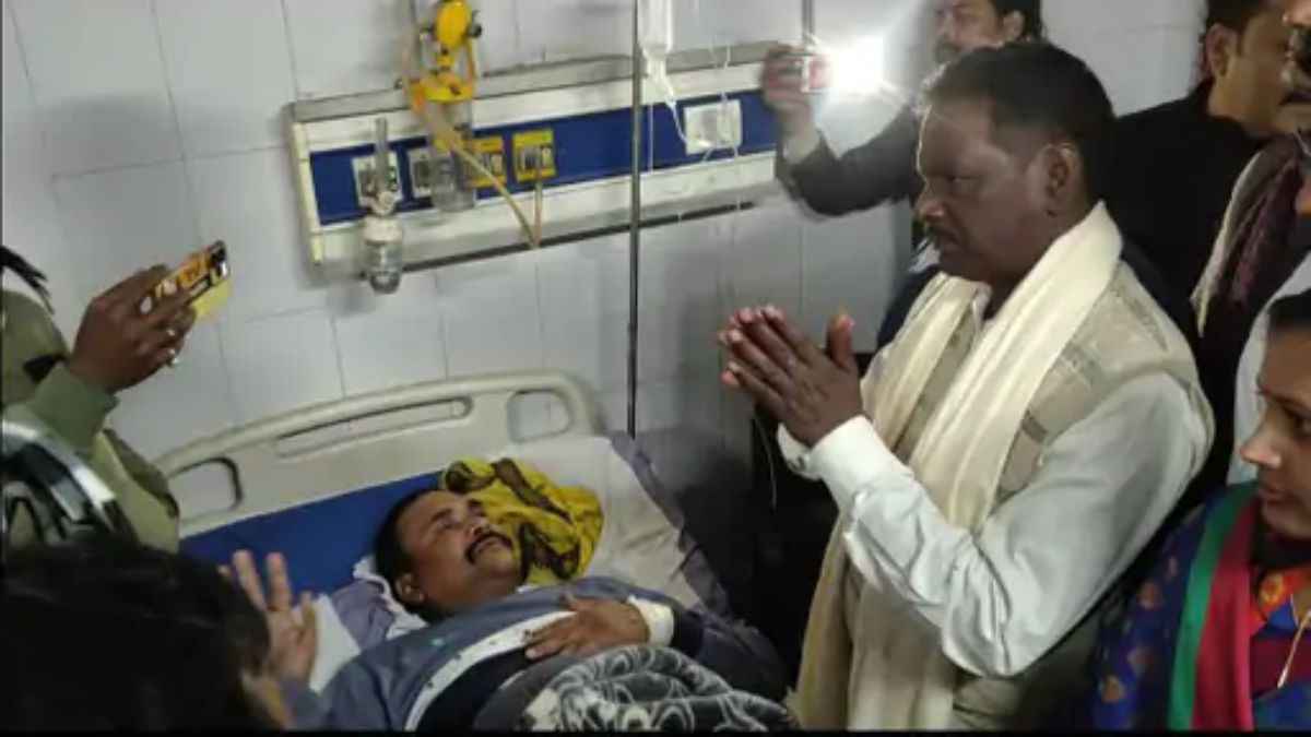 Bihar: अजय मंडल ने अस्पताल जाकर पत्रकारों से मांगी माफी, पिटाई को लेकर चर्चा में सांसद