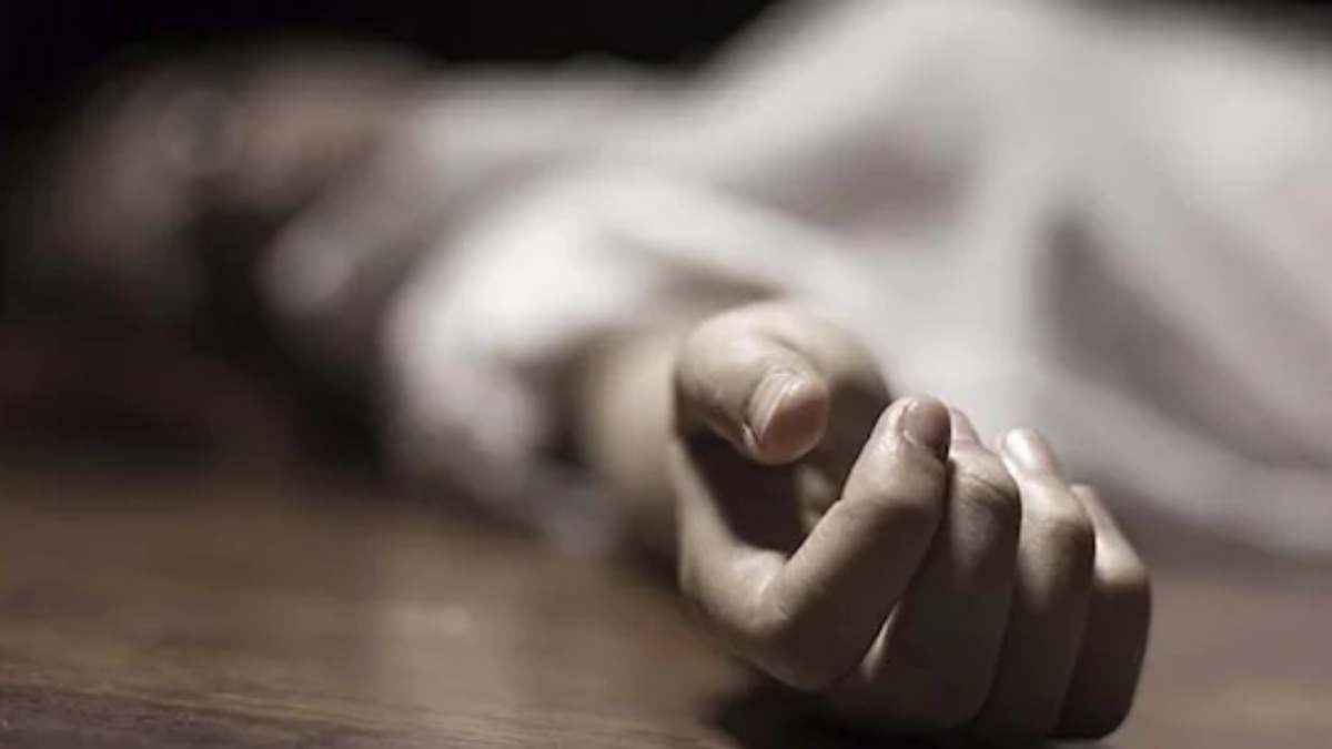 ग्वालियर में चलती ट्रेन के आगे कूदा पत्रकार; पुलिस को जैकेट की जेब में मिली पर्ची