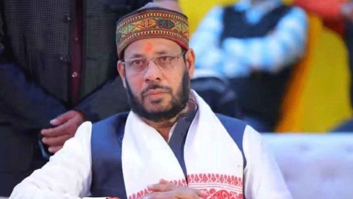 कौन हैं SP के बागी विधायक मनोज कुमार पांडेय? जमीन हथियाने का आरोप, धरने पर बैठा दलित समाज
