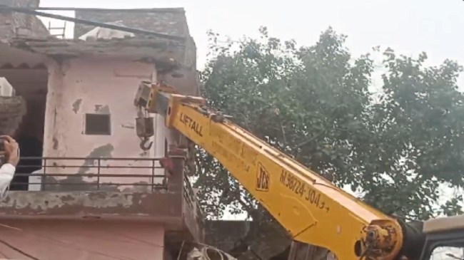 Punjab Police bulldozer action demolish drug smuggler house Punjab Police bulldozer action demolish drug smuggler house