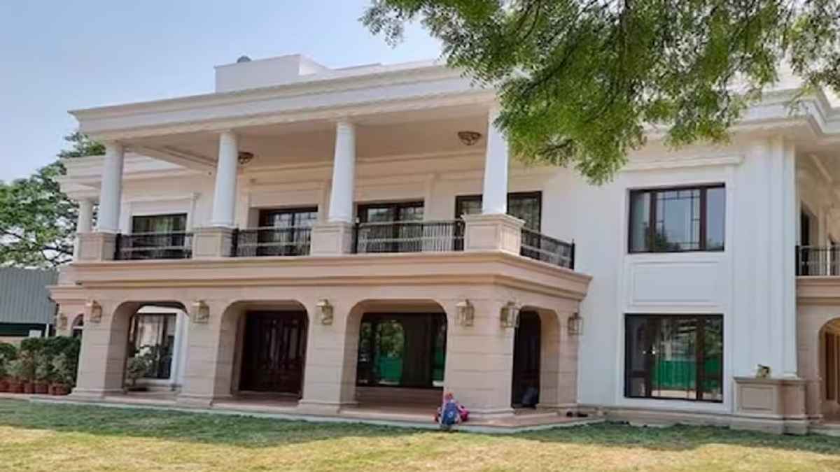 BJP कराएगी 'शीशमहल' का 'गाइडेड टूर', जांच के दायरे में रेनोवेशन
