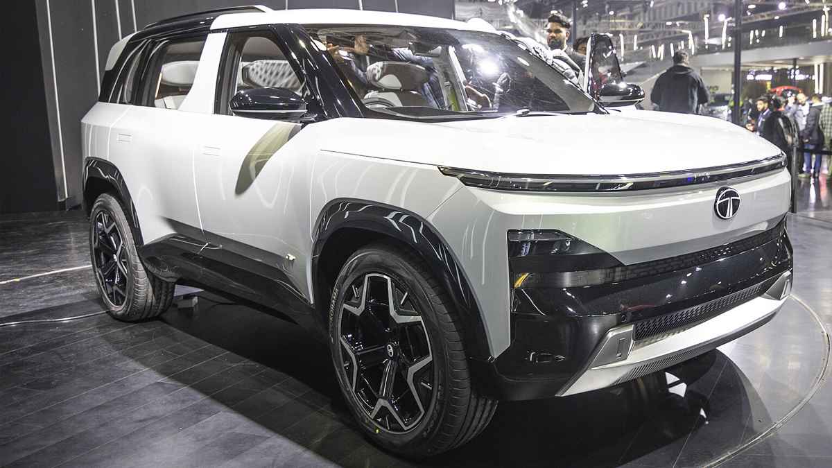 Tata Safari EV, Sierra EV और Harrier EV भारत में जल्द हो सकती हैं लॉन्च, क्या हो सकती है कीमत?