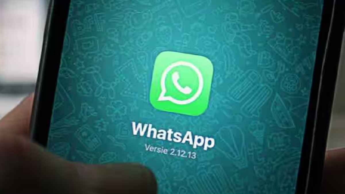 WhatsApp Down से टेंशन में आए यूजर्स, रात को मैसेज रिसीव और सेंडिंग में दिक्कत