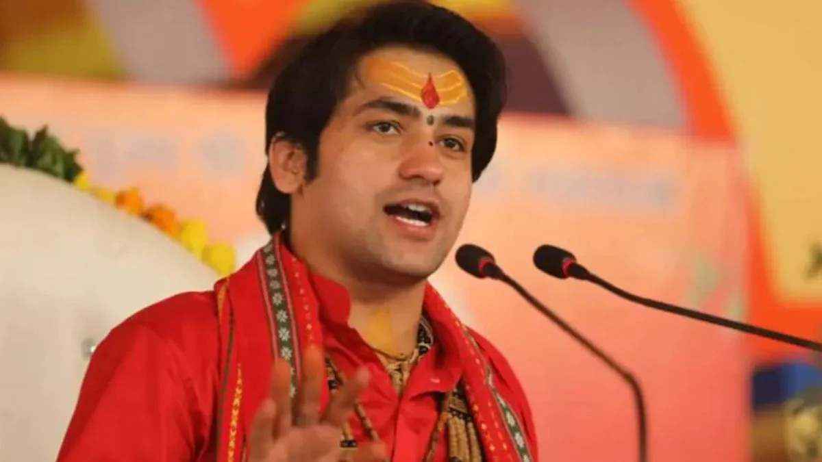 जिंदा रहने तक बिहार आता रहूंगा...बाबा बागेश्वर ने फिर विरोधियों को ललकारा