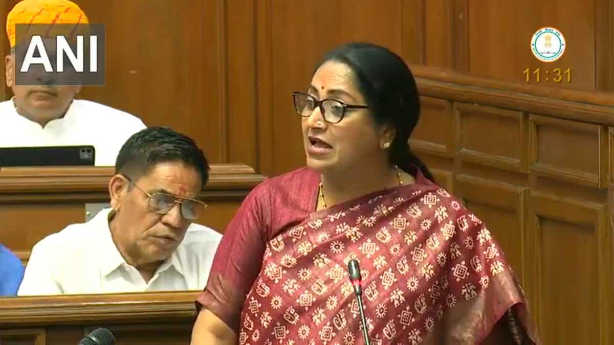 दिल्ली बजट में व्यापारियों के लिए कई बड़े ऐलान, निवेश के लिए हर 2 साल में होंगे ग्लोबल समिट
