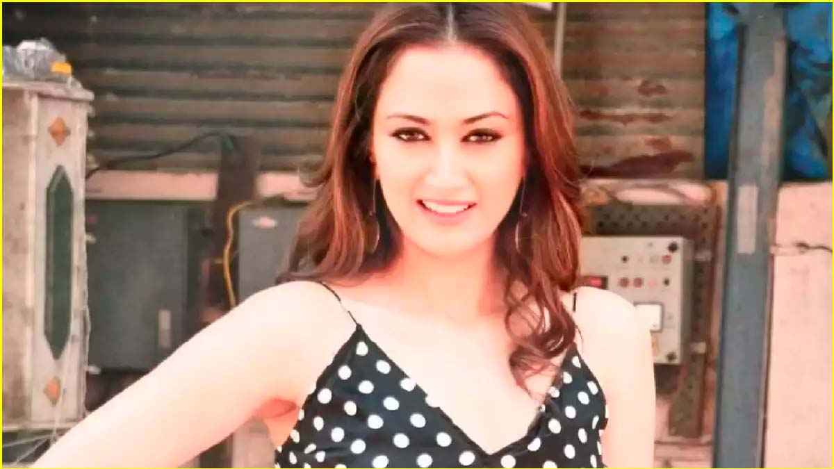 भारत के 65वें अमीर शख्स की वाइफ ने छोड़ा बॉलीवुड, शादी के बाद करोड़ों की संपत्ति