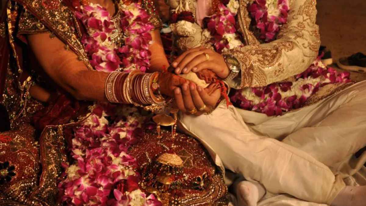 एमपी की अंतर्जातीय विवाह प्रोत्साहन योजना पर मिलेंगे 2 लाख रुपये, कैसे मिलेगा स्कीम का लाभ, जानें