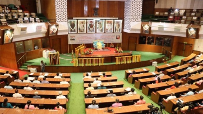 Kunal Kamra privilege motion