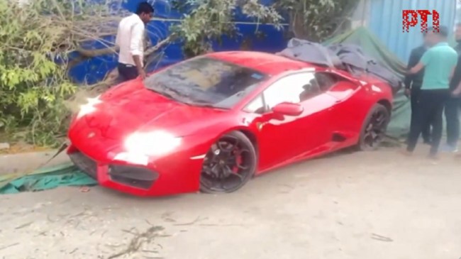 Lamborghini car driver ran over workers Lamborghini car driver ran over workers