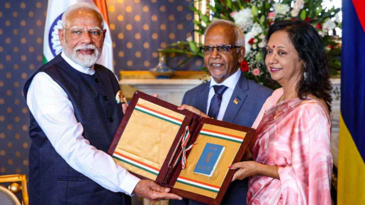 पीएम मोदी मॉरीशस में आज करेंगे इन प्रोजेक्ट का उद्घाटन, इन देशों को भी भारत ने दी मदद