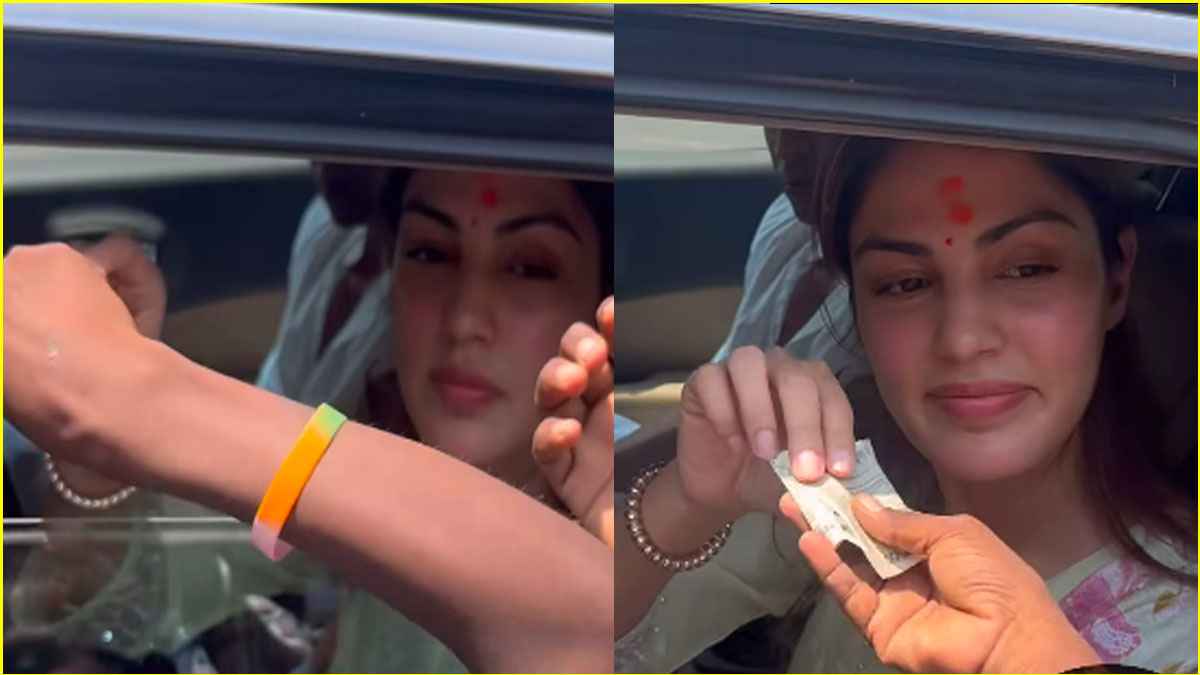 क्लीनचिट मिलते ही रिया चक्रवर्ती पहुंचीं सिद्धी विनायक मंदिर, गरीब बच्चों को बांटे 500-500 के नोट