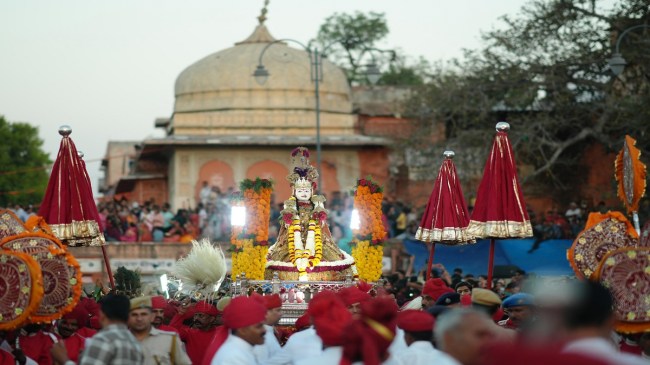 Royal Procession of Gangaur Mata Held in Jaipur