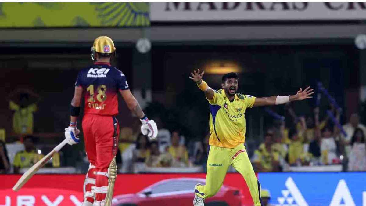 CSK vs RCB: अपील करते हुए जश्न मनाने लगा बॉलर, धोनी रिव्यू सिस्टम भी फेल, कोहली को आउट करने की तड़प तो देखिए!