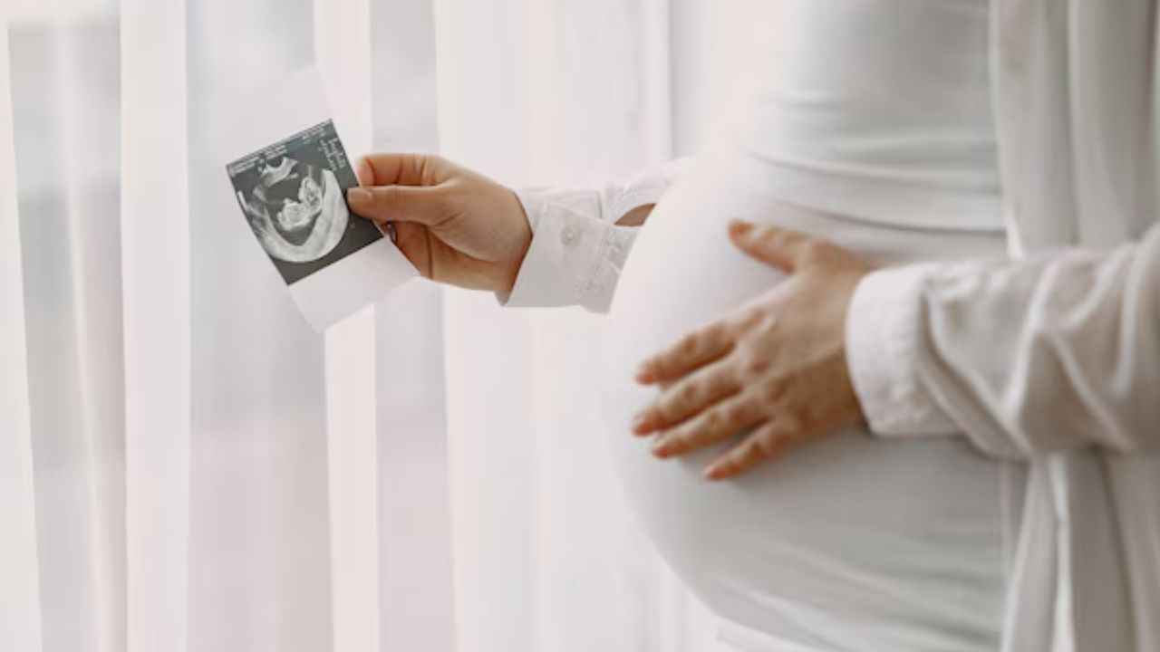 पोस्टपार्टम चैलेंज क्या होते हैं? डिलीवरी के बाद महिला के शरीर में होते हैं ये बदलाव