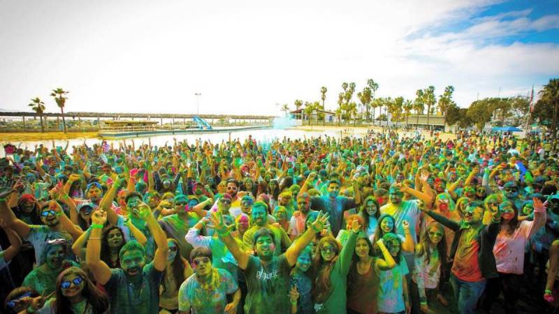 Holi themeHoli theme-1-2-3-4-5-6