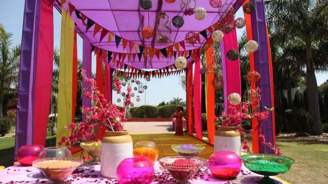 Holi themeHoli theme-1-2-3-4-5-6-7-8