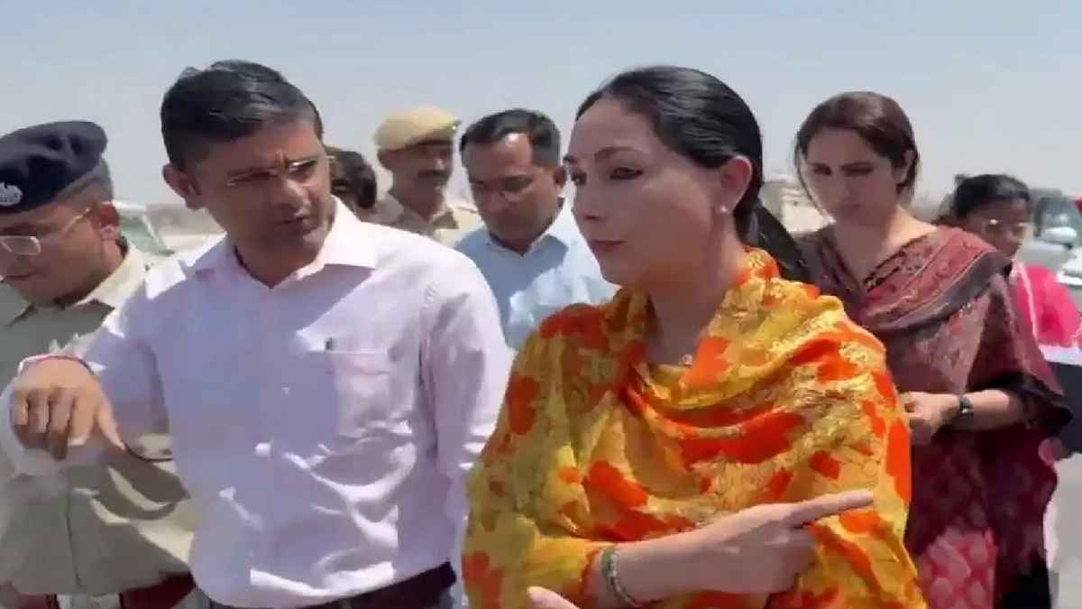 राजस्थान की डिप्टी सीएम दिखीं एक्शन मोड में, NH के निर्माण में देरी को लेकर अफसरों की लगाई क्लास