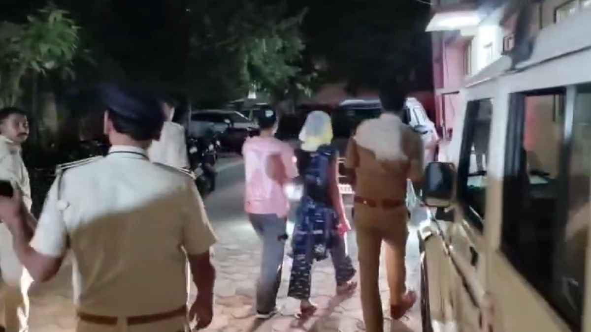 शादी के दिन दुल्हन को ले भागा युवक, एमपी में लव जिहाद पर बवाल, भड़के लोगों ने की आगजनी-पथराव