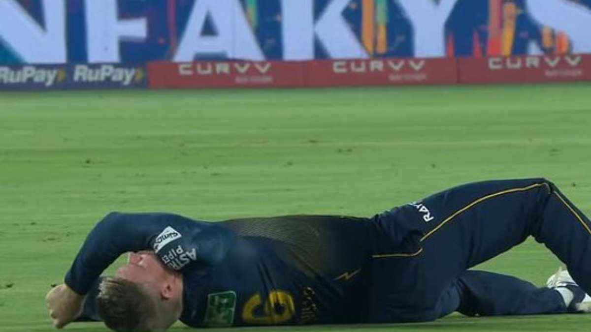 SRH vs GT: मैच के दौरान अचानक चोटिल हुआ स्टार खिलाड़ी, गुजरात को लगा बड़ा झटका