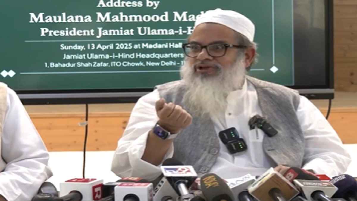 'लड़ना पड़ेगा लड़ेंगे, कब्र भी है...', वक्फ एक्ट पर भड़के महमूद मदनी, मुर्शिदाबाद हिंसा पर कही ये बात