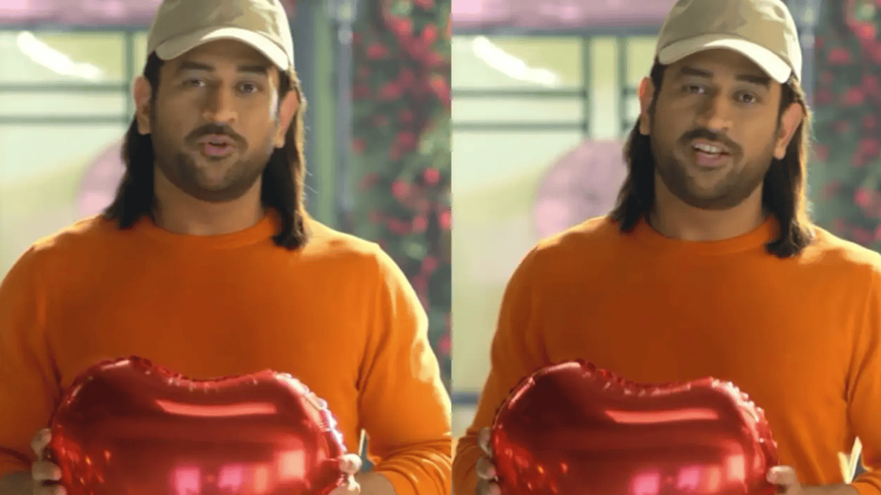 MS Dhoni as Romantic Hero