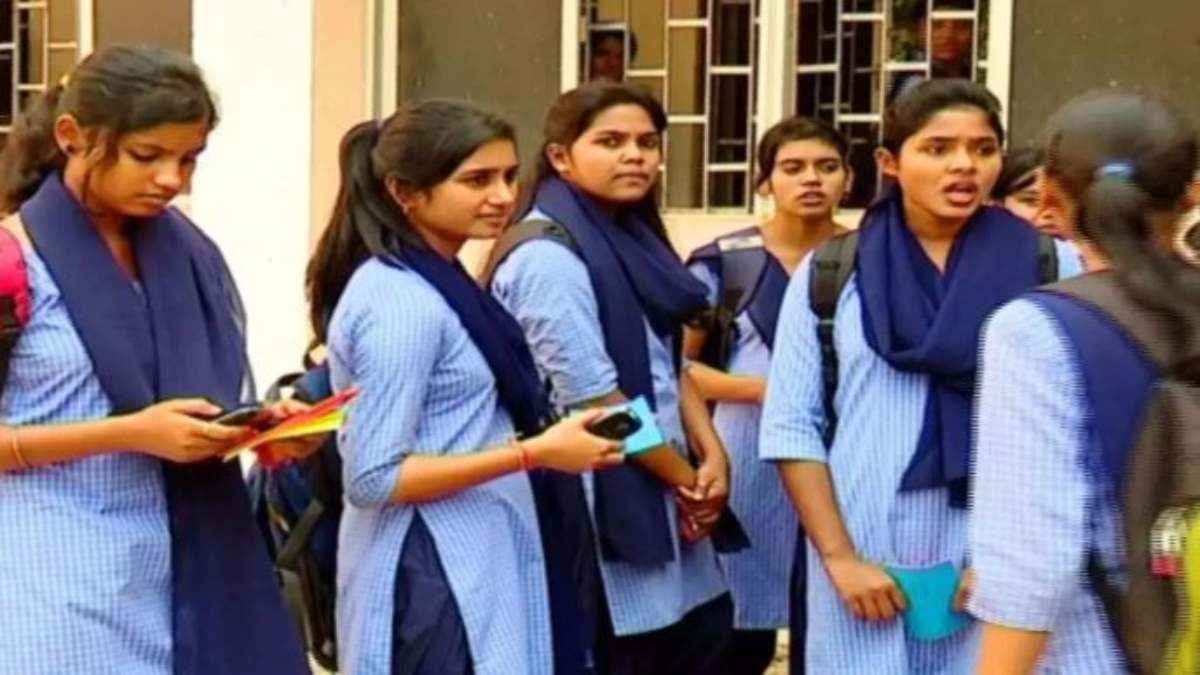 UP Board Result 2025: रोल नंबर और कैप्चा से कैसे देखें रिजल्ट, ऐसे स्टेप-बाय-स्टेप फटाफट होगा डाउनलोड