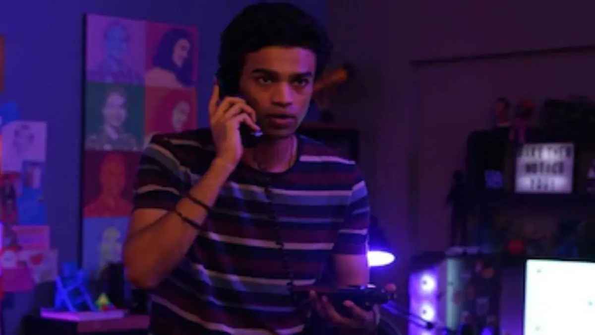 Babil Khan की 'Logout' की 5 खामियां, क्लाइमैक्स कर देगा दिमाग की बत्ती गुल!