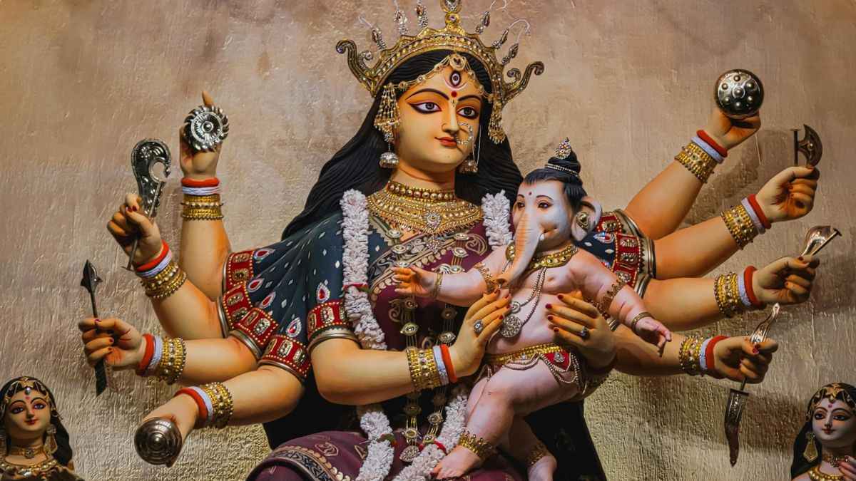 8 वर्ष की उम्र में हुआ था पूर्वजन्म का ज्ञान, जानिए पार्वती कैसे बनीं महागौरी?