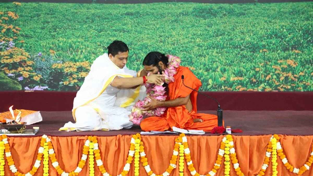 स्वामी रामदेव जी महाराज का 31वां संन्यास दिवस पावन नवरात्रि यज्ञ, वैदिक अनुष्ठान और कन्या पूजन के साथ सम्पन्न