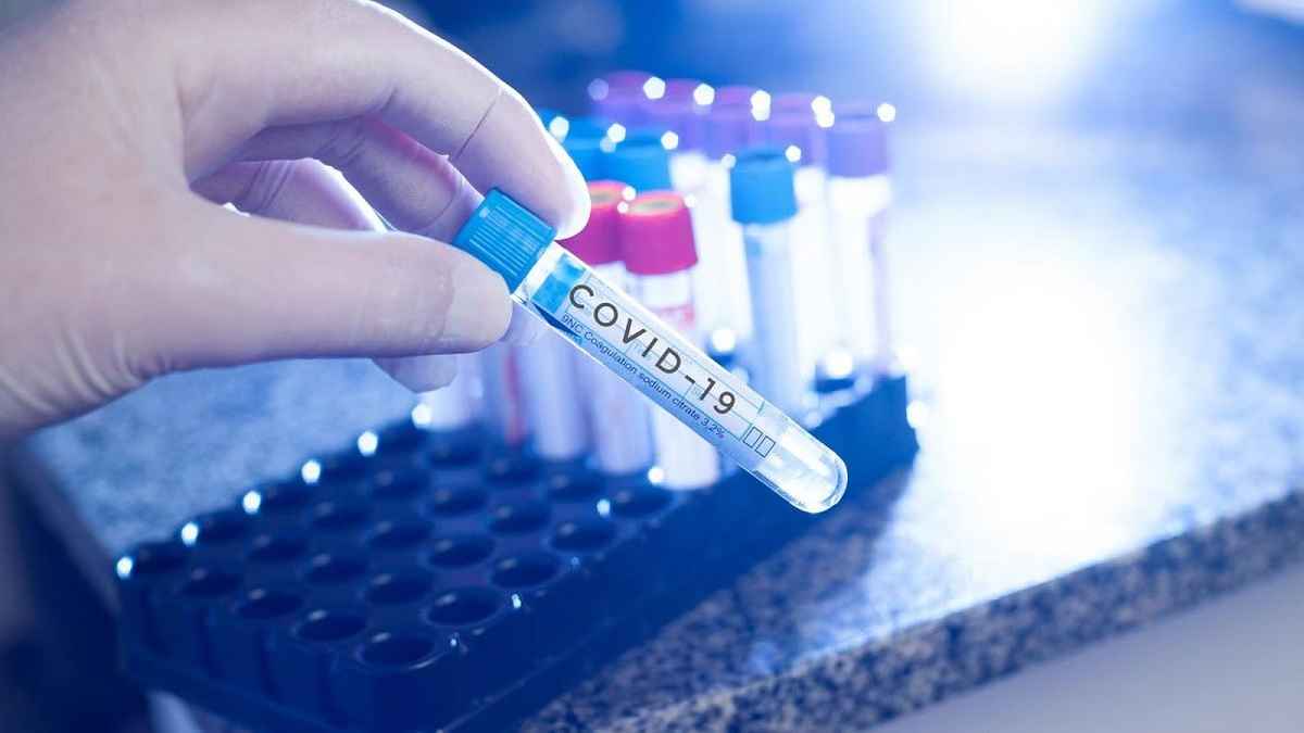 गुजरात में 2 साल की बच्ची में कोविड के लक्षण, जानें प्रदेश में कहां-कहां कितने मामले