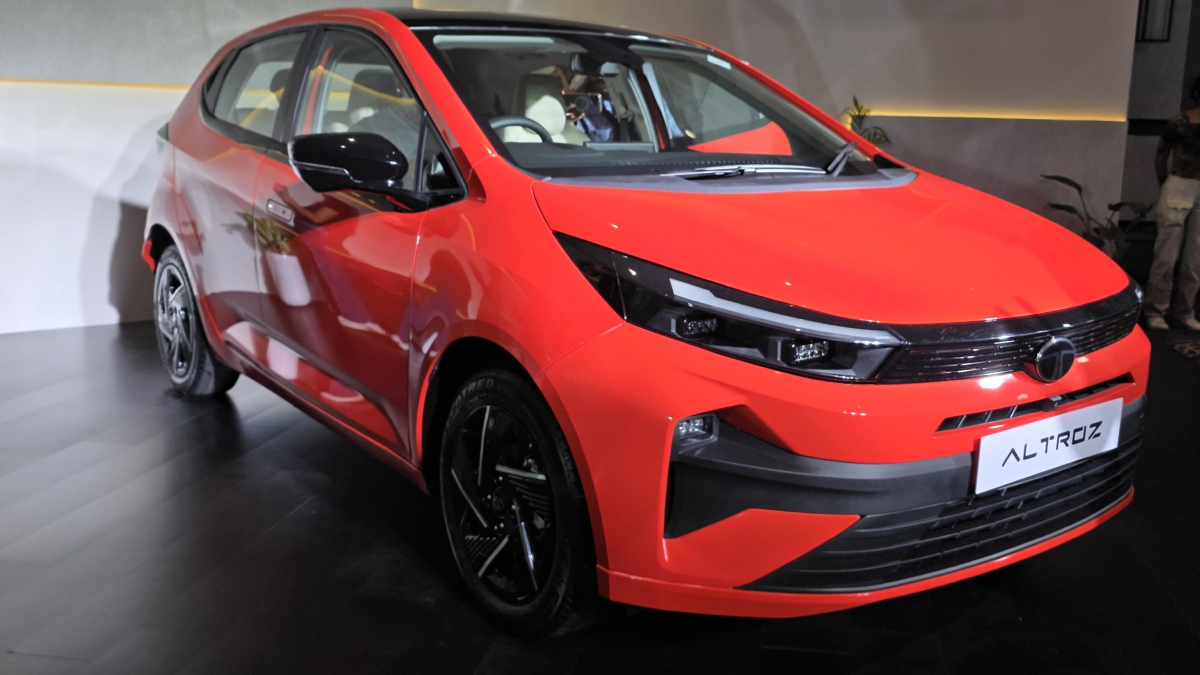 6.89 लाख में लॉन्च हुई नई Tata Altroz, पेट्रोल, डीजल और CNG का मिलेगा ऑप्शन
