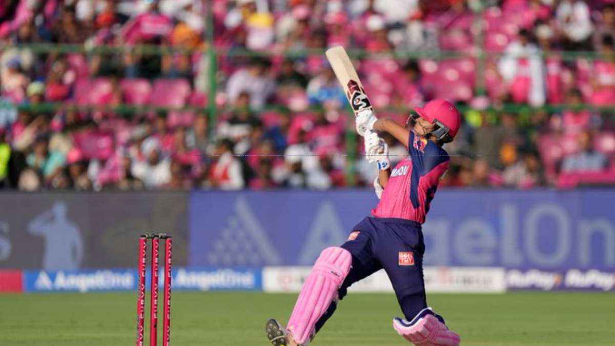 4, 4, 6, 4...जयपुर में गरजा यशस्वी जायसवाल का बल्ला, पंजाब को दिन में दिखाए तारे