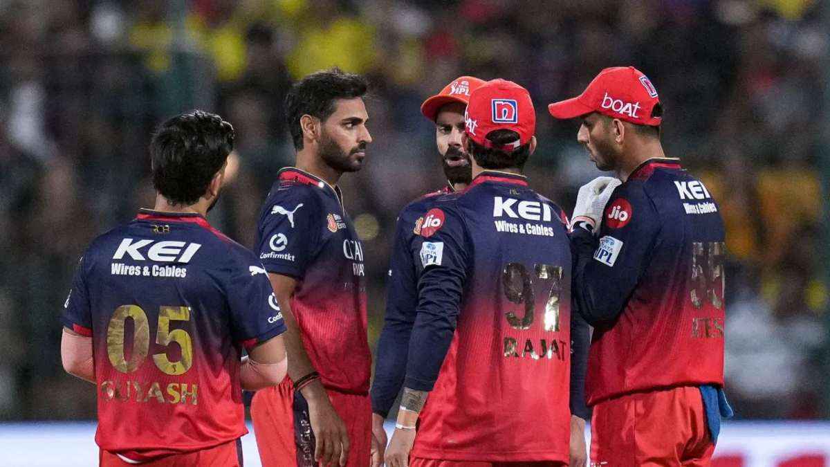प्लेऑफ में दाखिल होते ही RCB ने चली बड़ी चाल! खूंखार खिलाड़ी हुआ टीम में शामिल
