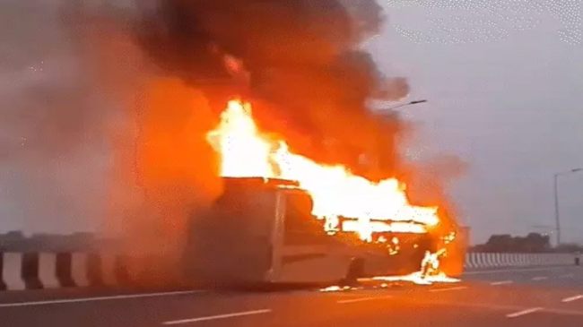 Lucknow bus fire accident