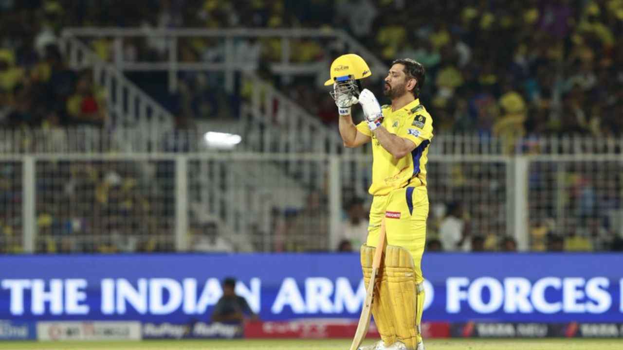 MS Dhoni (1)