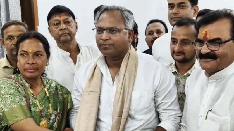 Manish Kumar Verma target RJD leader Tejashwi Yadav