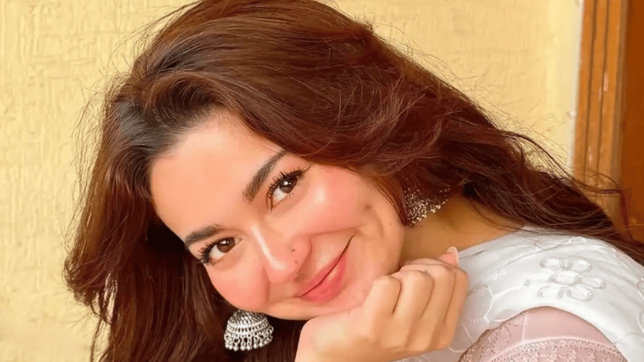 25 रुपये में एक्ट्रेस Hania Aamir की तस्वीरें और पाकिस्तानी ड्रामा बेचने का दावा? वायरल हुआ पोस्ट