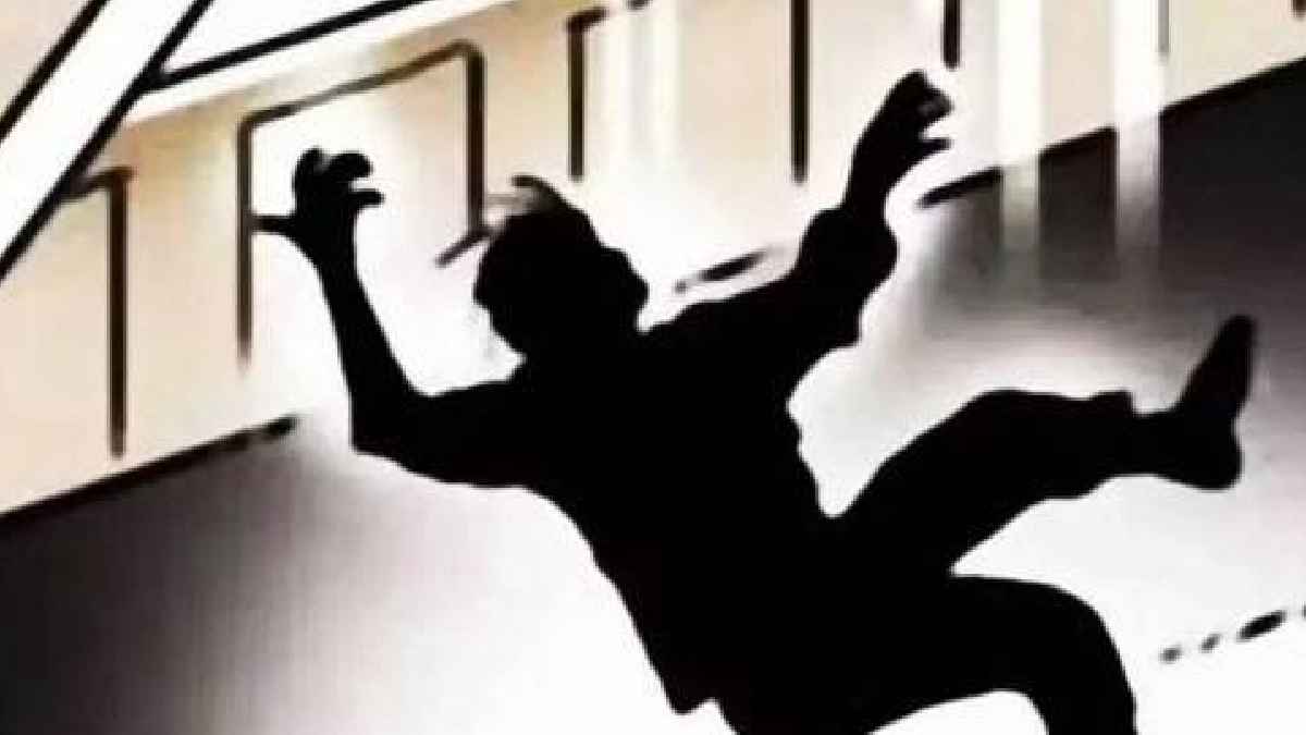 Minor Boy fell from 14th floor balcony