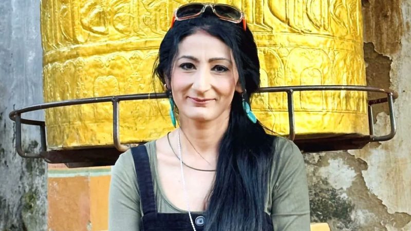 Nitasha Kaul, Overseas Citizenship of India card।