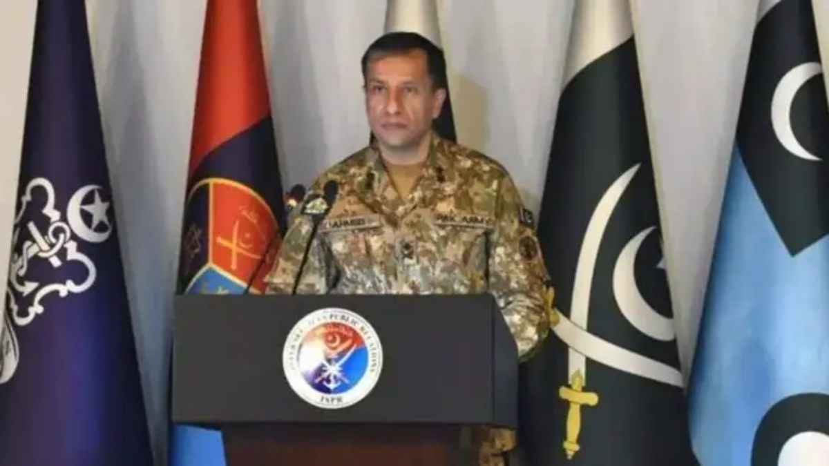 पाकिस्तानी प्रोपेगेंडा की PAF ने ही खोली पोल, भारतीय पायलट के मुद्दे पर हुई किरकिरी