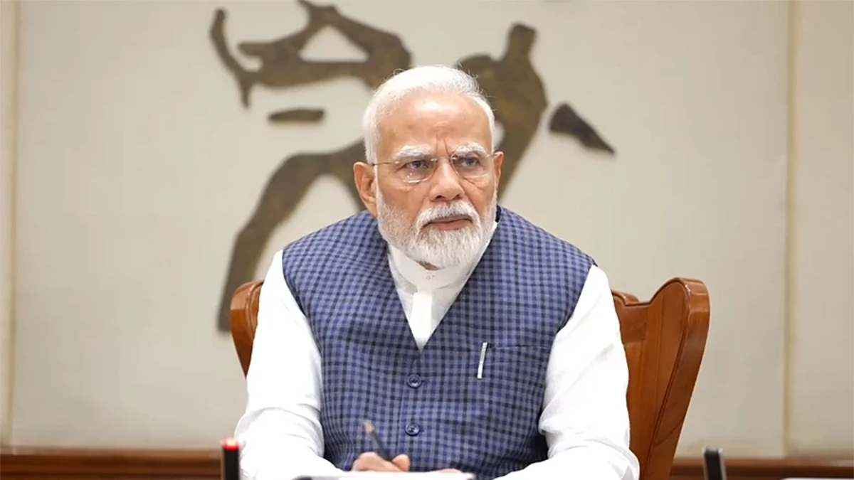 राष्ट्रीय सुरक्षा पर पीएम मोदी की बड़ी बैठक, मंत्रालयों को दी सख्त तैयारियों की हिदायत