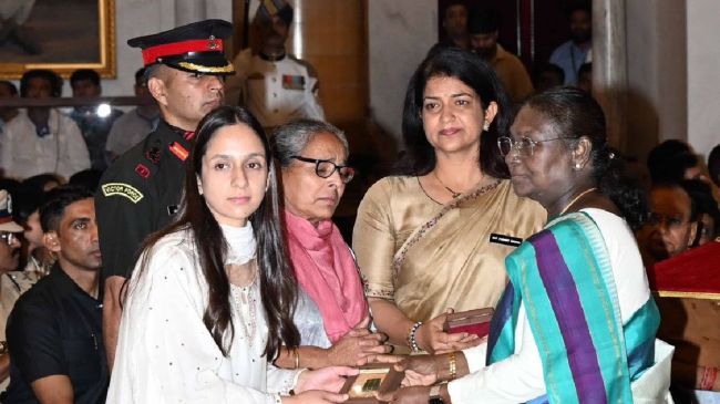 President Draupadi Murmu conferred Kirti Chakra