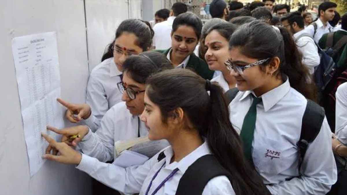 RBSE 12th Result 2025: बेटियों ने मचाया धमाल, हर स्ट्रीम में लड़कों से आगे