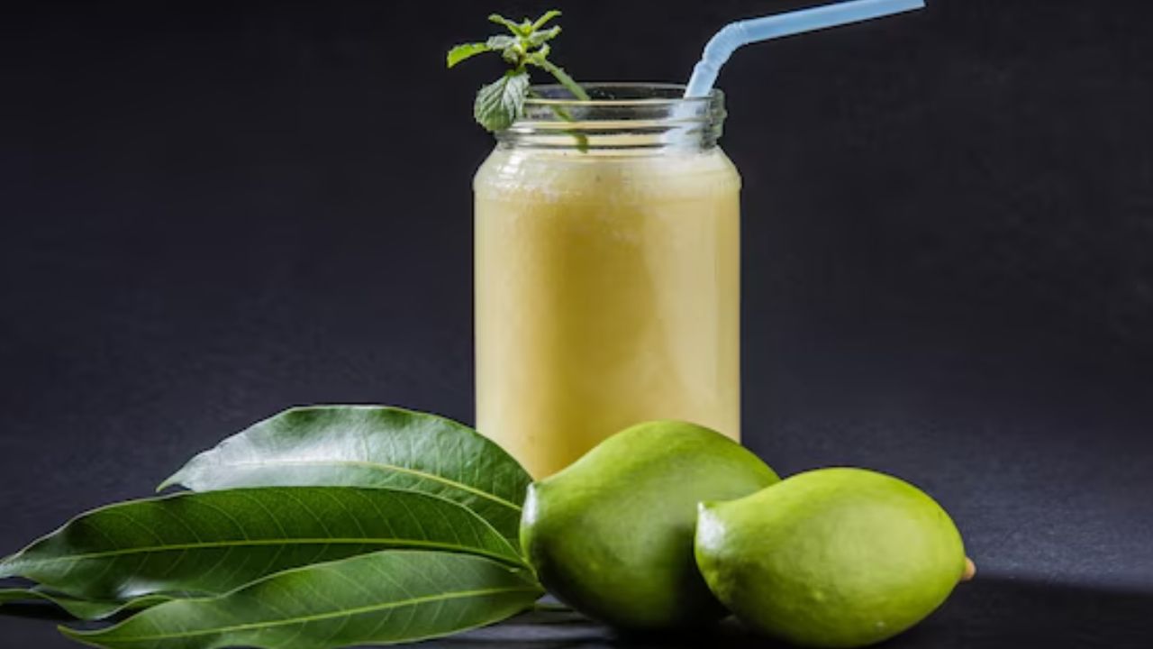 Aam Panna Recipe: घर पर बनाएं टेस्टी और हेल्दी आम पन्ना, जानें रेसिपी और फायदे
