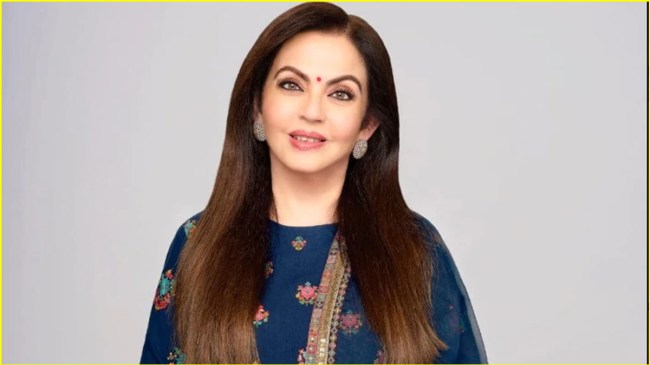 नीता अंबानी