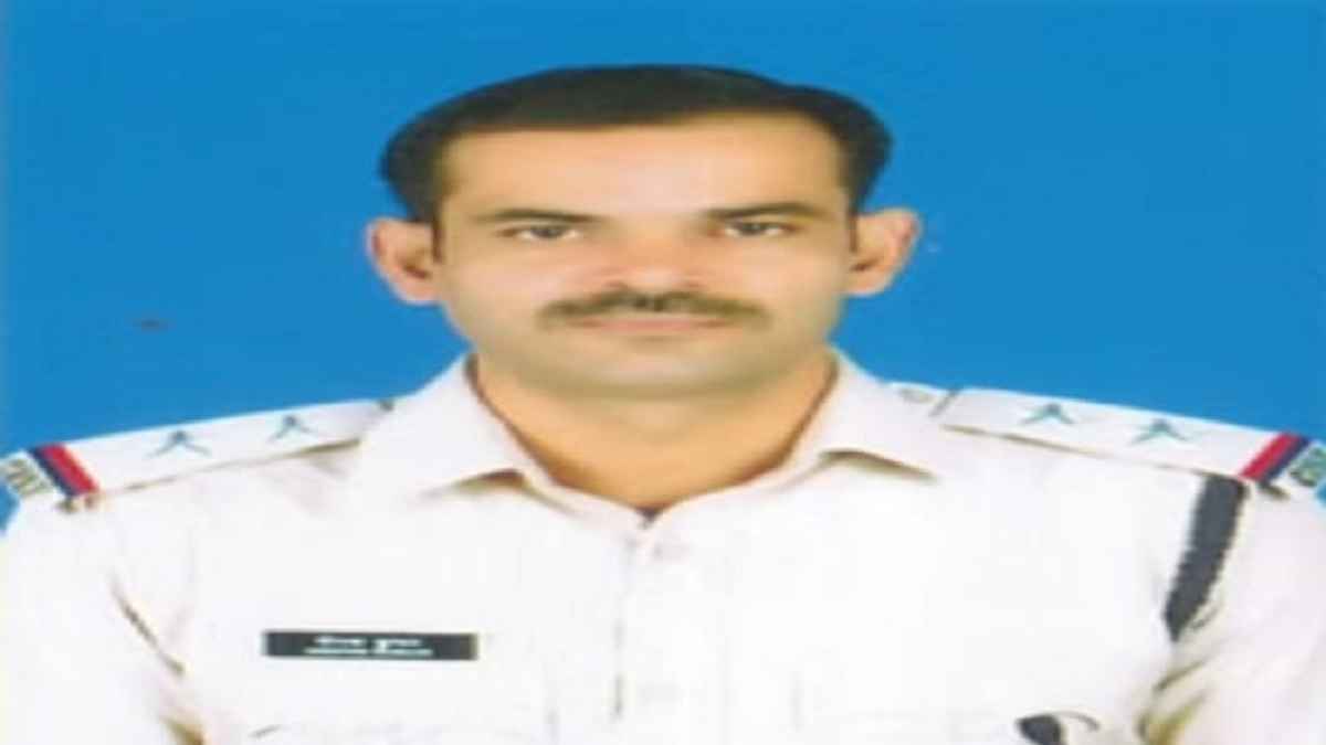 Ghaziabad News, Ghaziabad Police, Modinagar police, modinagar news, CISF constable, road accident, Delhi Shastri Park metro station Modinagar crime, Ghaziabad, Ghaziabad Latest News, गाजियाबाद खबर, गाजियाबाद, गाजियाबाद ताजा खबर, गाजियाबाद पुलिस, मोदीनगर पुलिस, मोदीनगर खबर, सीआईएसएफ दरोगा, सड़क हादसा, दिल्ली शास्त्री पार्क मेट्रो स्टेशन