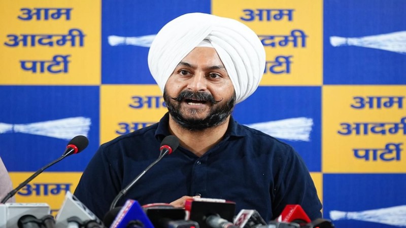 CM Rekha Gupta, shri kartarpur sahib, AAP Leader Jarnail Singh, Delhi, Delhi News, मुख्यमंत्री रेखा गुप्ता, श्री करतारपुर साहिब, आप नेता जरनैल सिंह