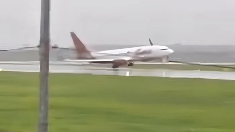 Boeing-737 Plane | International Flight | Indonesia